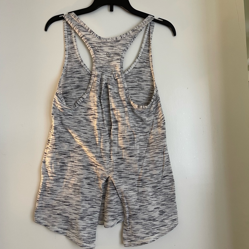 Lululemon Tank Top - Picture 2 of 5
